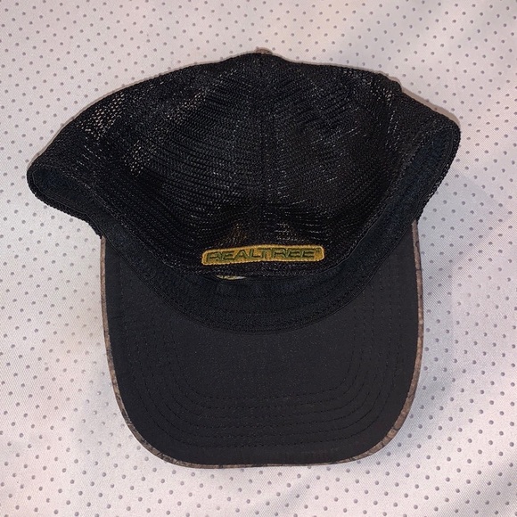 REALTREE camouflage hat with gold antlers on front mesh back elastic band L/XL - Picture 4 of 8